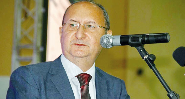 وزير التجارة والصناعة المهندس عمرو نصار